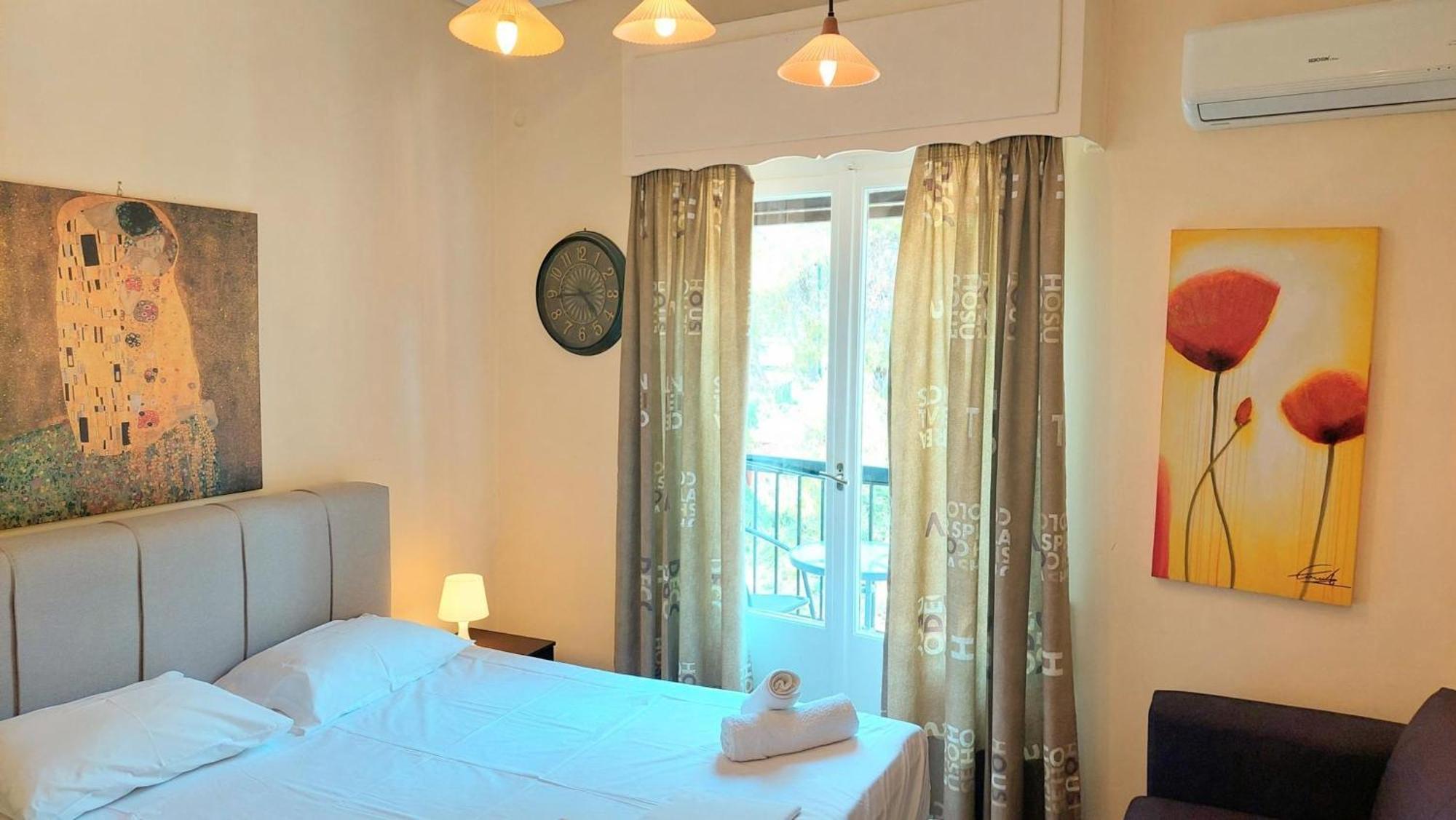 Cozy Apartment In Acropolis With Roof Garden Atenas Exterior foto